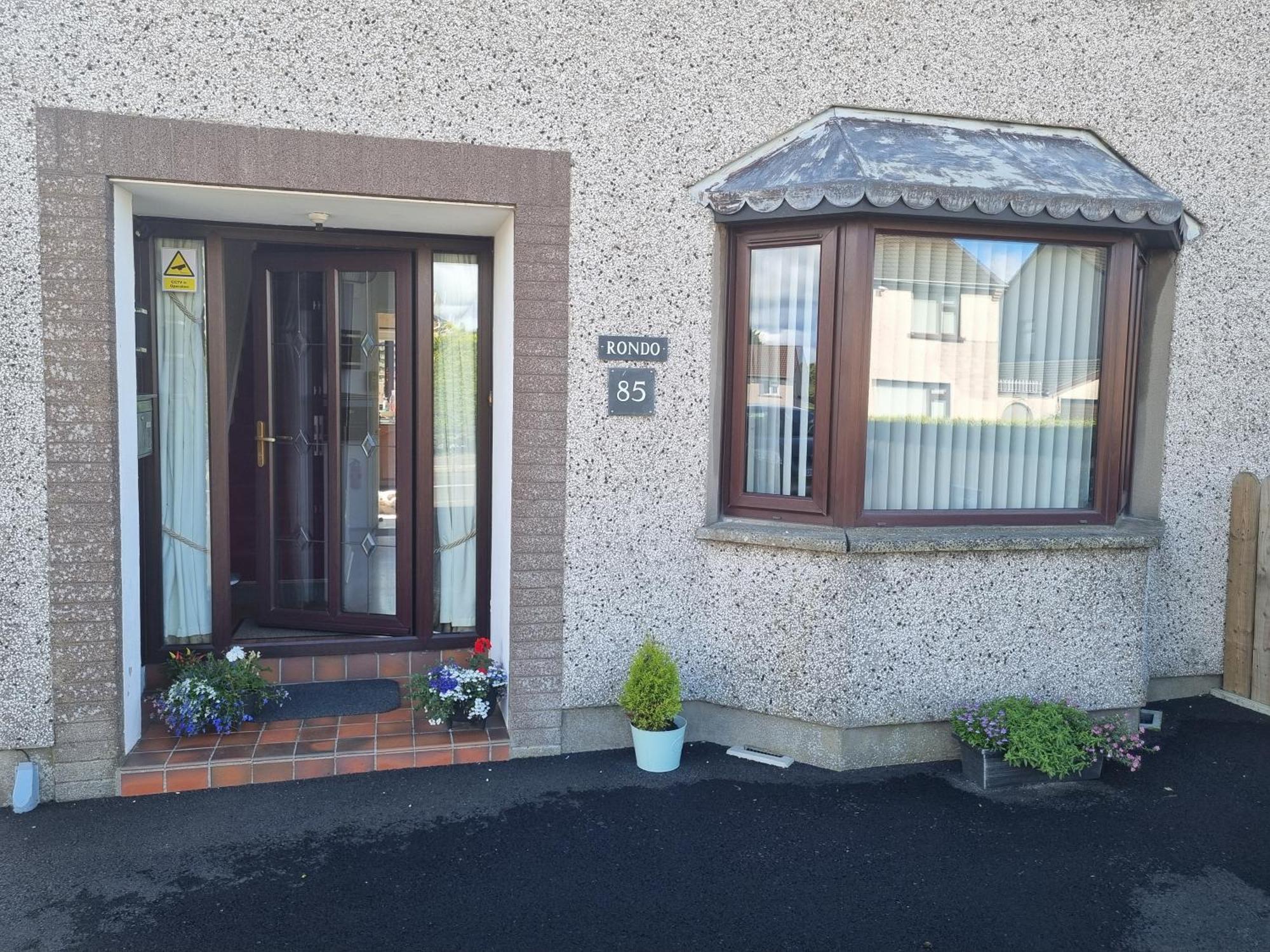 Rondo, Ballymena, Nr Ireland Esterno foto